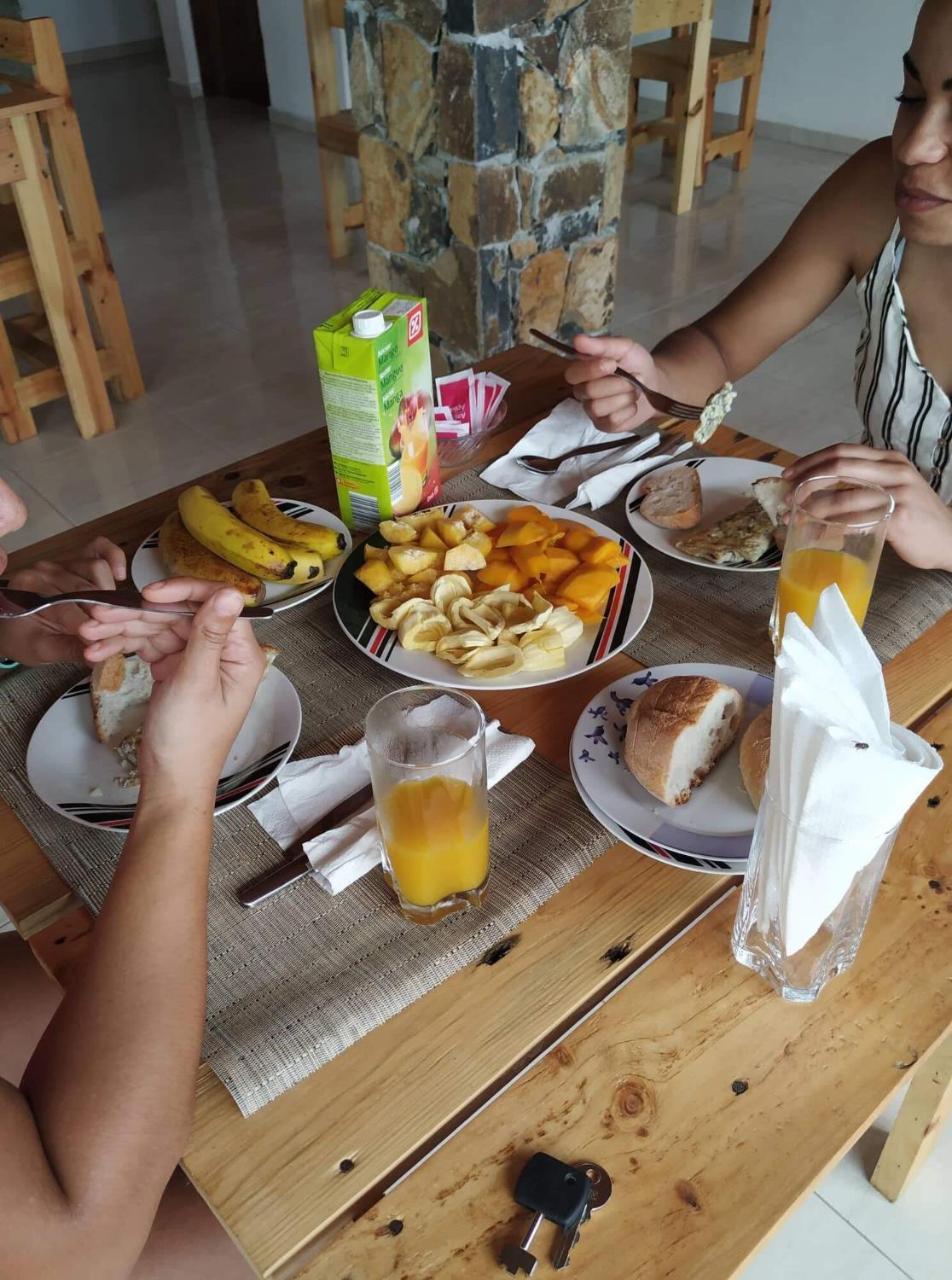 Domus Guesthouse Santana Экстерьер фото
