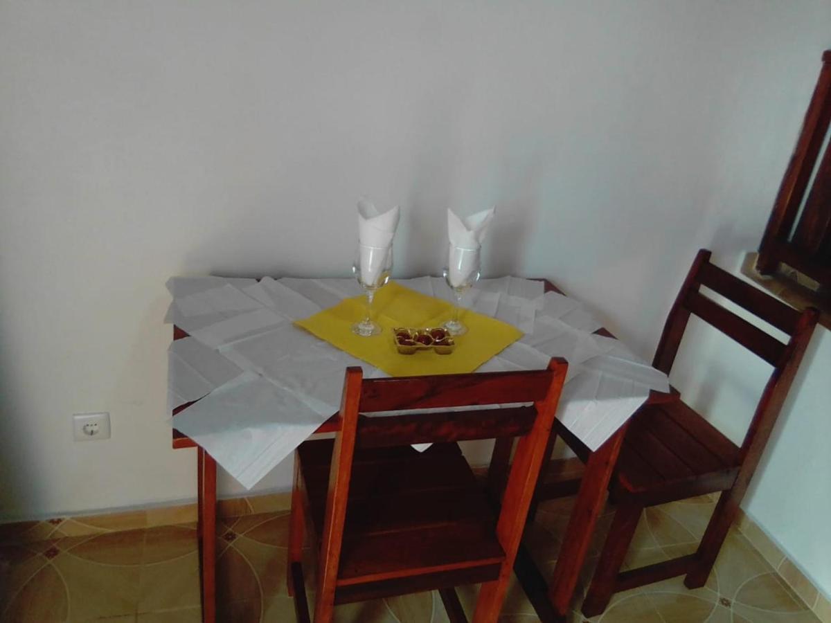 Domus Guesthouse Santana Экстерьер фото