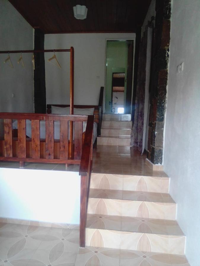 Domus Guesthouse Santana Экстерьер фото